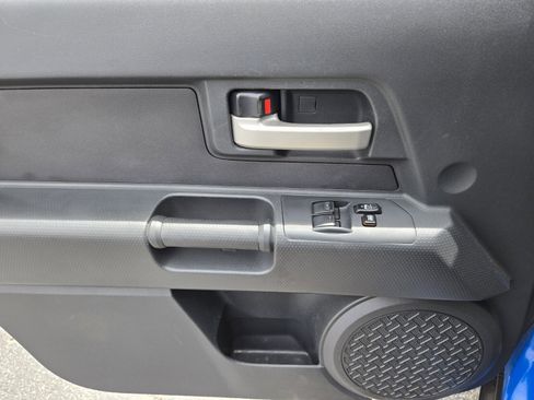 Used 2008 Toyota FJ Cruiser 2WD image 16