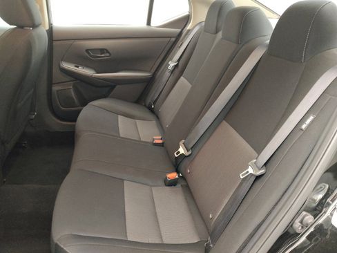 Used 2025 Nissan Sentra SV FWD image 18