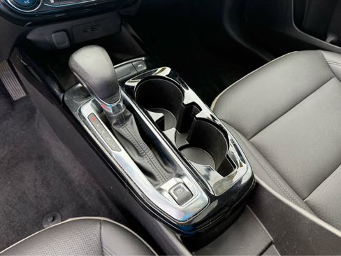 Used 2024 Chevrolet Trax ACTIV w/ Sunroof Package image 15