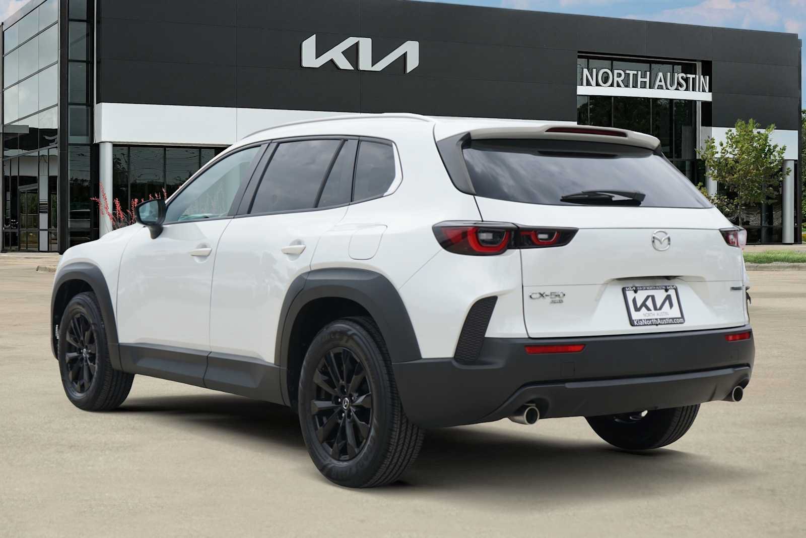 Used 2023 MAZDA CX-50 2.5 S w/ Cargo Package AWD/4WD image 4