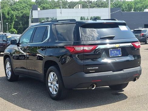 Used 2019 Chevrolet Traverse LT FWD image 4