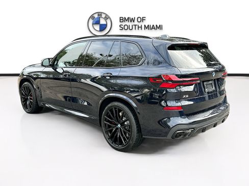 Used 2024 BMW X5 M60i image 5