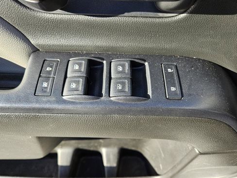 Used 2015 Chevrolet Silverado 2500 W/T image 17