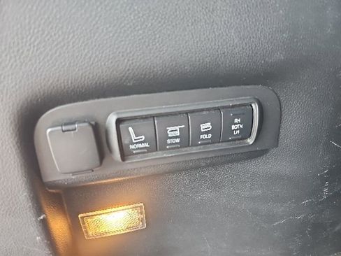 Used 2016 Ford Explorer Sport w/ Equipment Group 401A AWD/4WD image 17