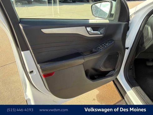 Used 2022 Ford Escape SEL image 21