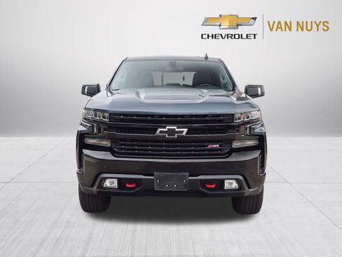 Used 2019 Chevrolet Silverado 1500 LT Trail Boss AWD/4WD image 2