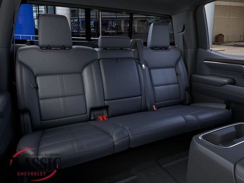 New 2026 Chevrolet Silverado 1500 High Country AWD/4WD image 19