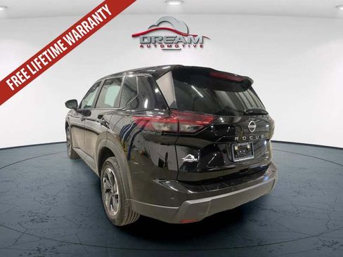 Used 2025 Nissan Rogue SV AWD/4WD image 5