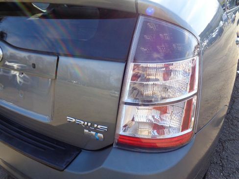 Used 2004 Toyota Prius image 11