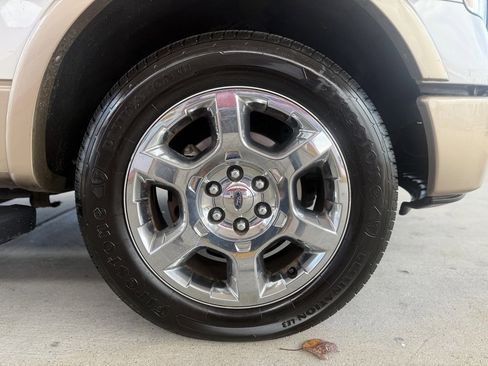 Used 2014 Ford F150 Lariat w/ Equipment Group 502A Luxury image 9