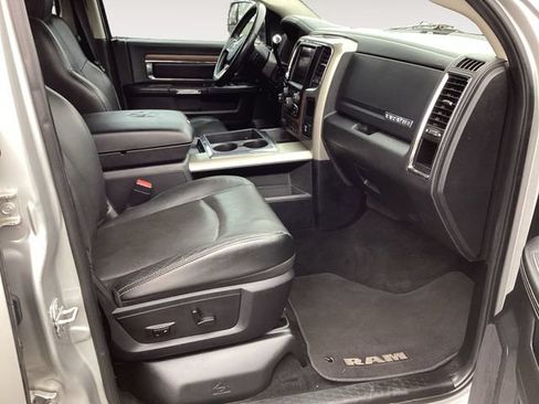 Used 2013 RAM 3500 Laramie w/ Convenience Group AWD/4WD image 13