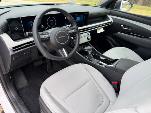 Certified 2026 Hyundai Santa Cruz Limited image 13