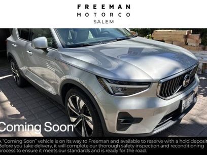 Used 2023 Volvo XC40 B5 Plus w/ Protection Package Premier