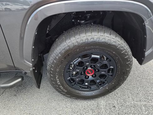 Used 2026 Toyota Tundra SR AWD/4WD image 15
