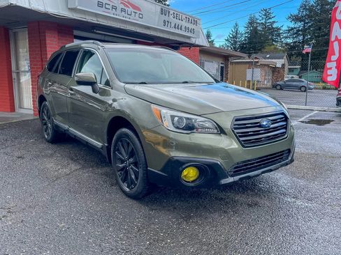Used 2017 Subaru Outback 3.6R Touring w/ Popular Package #5A image 4