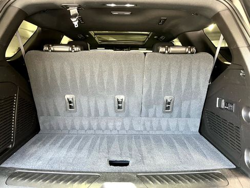 Used 2021 GMC Yukon SLT w/ SLT Luxury Plus Package image 20