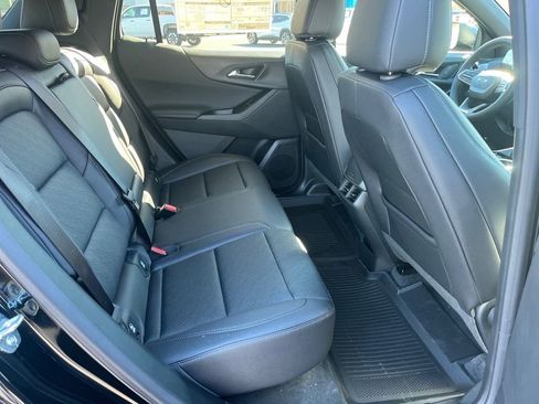 New 2026 Chevrolet Equinox LT w/ Convenience Package II image 28