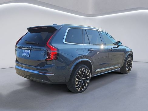 Used 2026 Volvo XC90 B6 Plus w/ Protection Package Premier AWD/4WD image 4