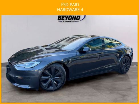 Used 2024 Tesla Model S AWD/4WD image 1