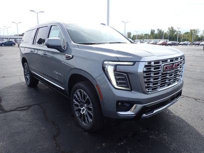 New 2026 GMC Yukon XL Denali w/ Sun & Power Step Package