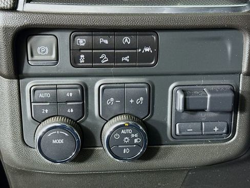 Used 2025 Chevrolet Tahoe RST w/ Comfort Package image 10