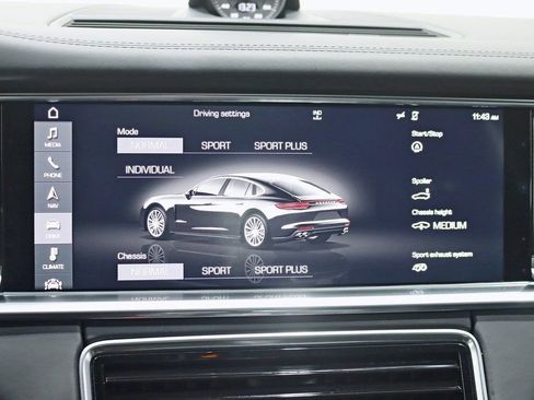 Used 2017 Porsche Panamera 4S image 24