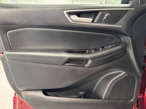 Used 2017 Ford Edge SEL w/ Equipment Group 201A AWD/4WD image 30