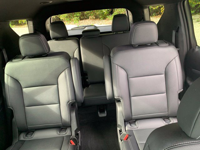 Used 2026 Chevrolet Traverse LT AWD/4WD image 37