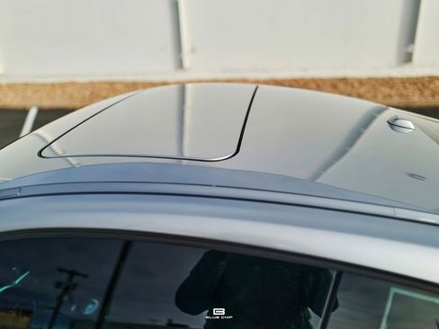 Used 2011 Porsche 911 Turbo S image 9