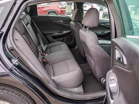 Used 2024 Chevrolet Malibu LT image 15