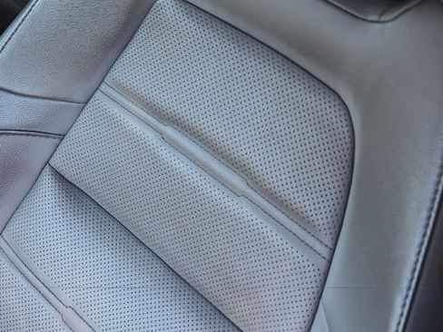 Used 2017 Honda CR-V Touring image 32