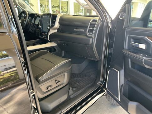 Used 2024 RAM 3500 Laramie image 24
