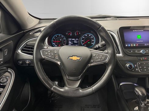 Used 2021 Chevrolet Malibu LT w/ Leather Package FWD image 12