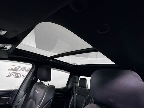 Used 2023 RAM 1500 Laramie image 12