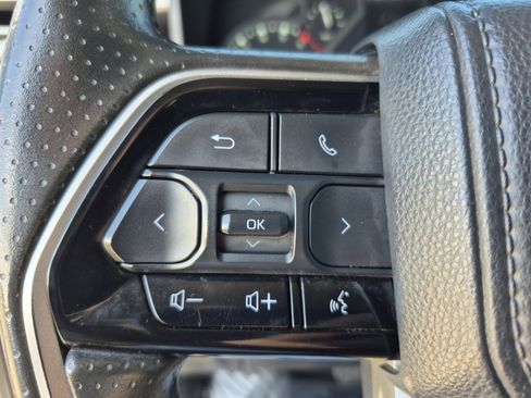 Used 2023 Toyota Tundra SR5 w/ SR5 Convenience Package AWD/4WD image 25