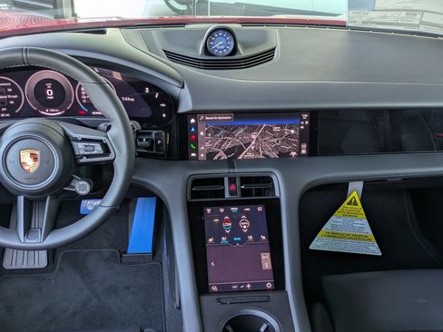 New 2025 Porsche Taycan 4S AWD/4WD image 21