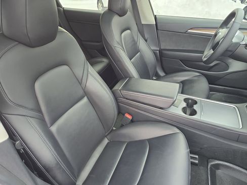 Used 2022 Tesla Model 3 Performance image 25
