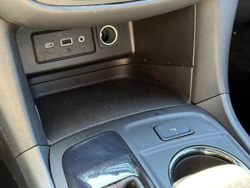 Used 2023 Chevrolet Equinox RS w/ LPO, Floor Liner Package image 25