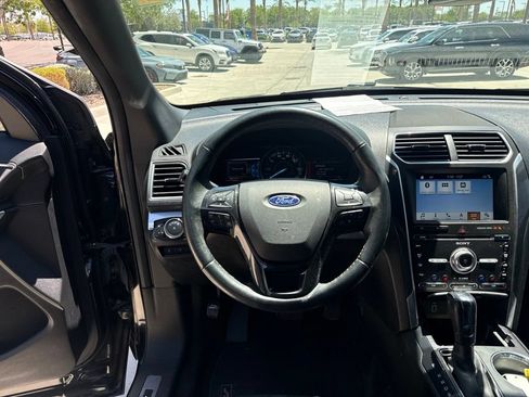Used 2018 Ford Explorer Sport w/ Equipment Group 401A AWD/4WD image 12