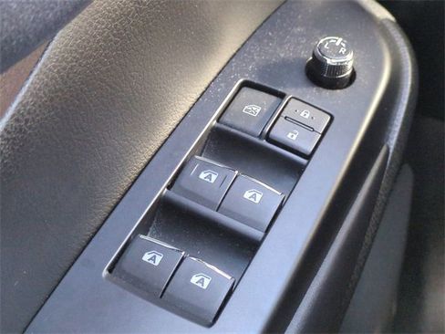 Used 2018 Toyota Highlander Limited Platinum image 24