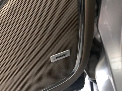 Used 2019 GMC Yukon XL SLT w/ Open Road Package image 33