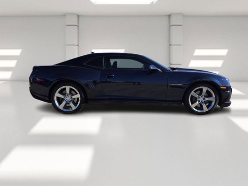 Used 2010 Chevrolet Camaro SS w/ RS Package image 6