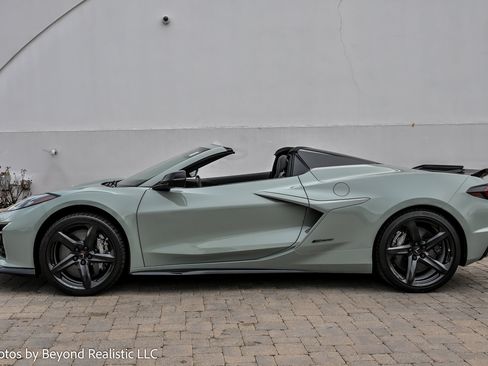 Used 2024 Chevrolet Corvette E-Ray image 4