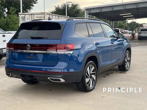 Used 2026 Volkswagen Atlas SE w/ Panoramic Sunroof Package FWD image 11