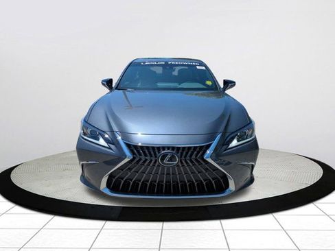 Used 2025 Lexus ES 350 w/ Premium Package FWD image 8