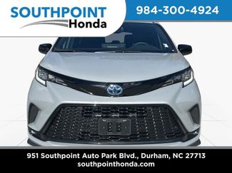 Used 2025 Toyota Sienna XSE w/ XSE Plus Package video 2