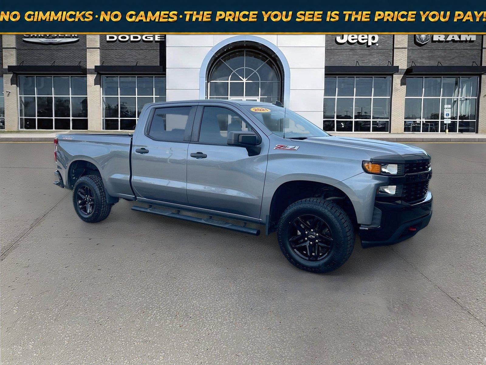 Used 2021 Chevrolet Silverado 1500 Custom Trail Boss w/ LPO, Dark Essentials Package AWD/4WD image 1