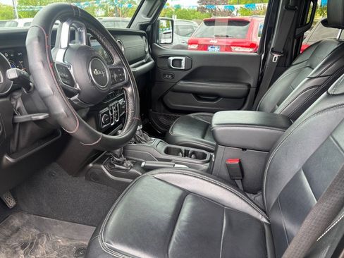 Used 2020 Jeep Wrangler Unlimited Sahara AWD/4WD image 10