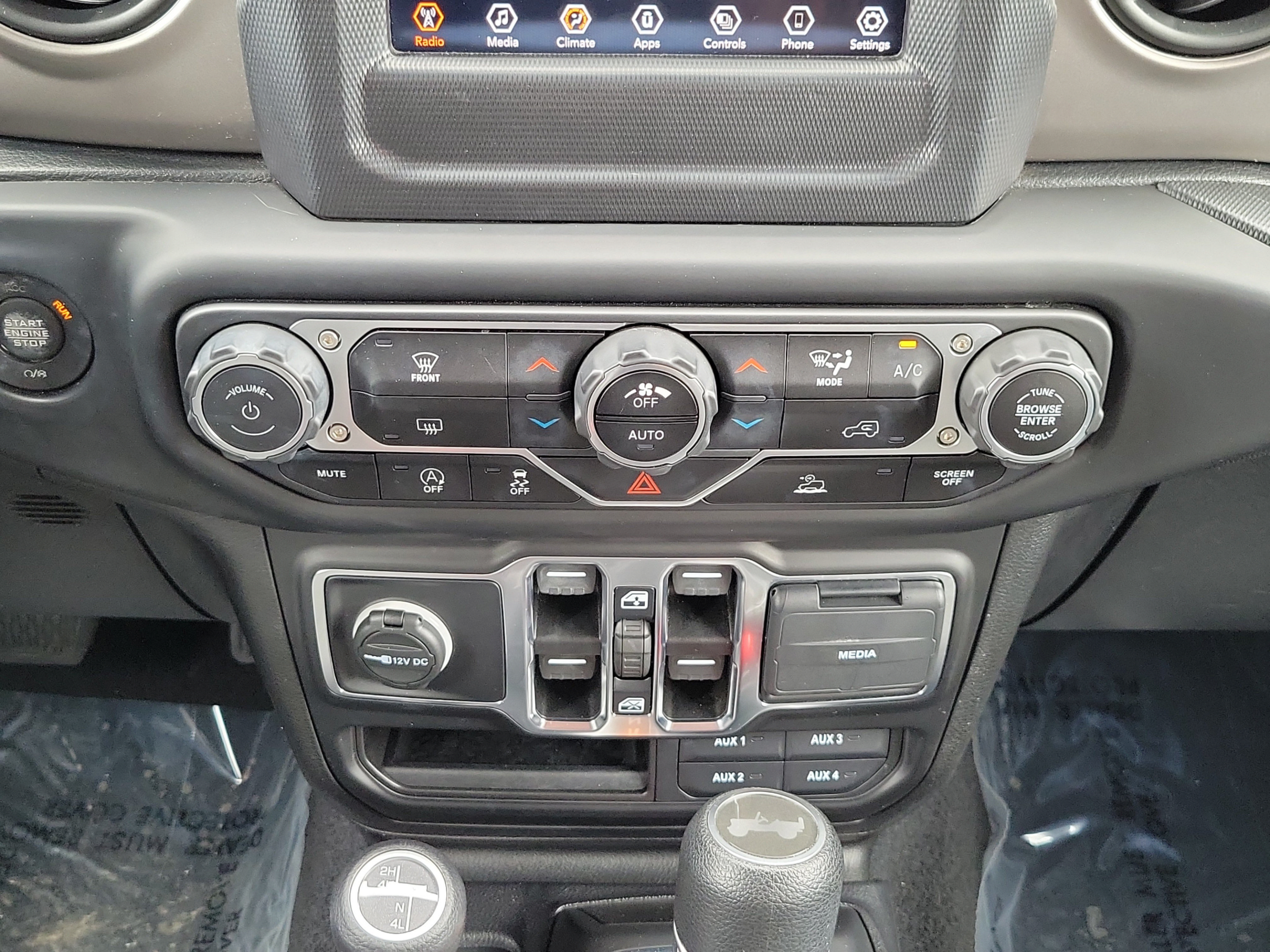 Used 2021 Jeep Wrangler Unlimited Sport AWD/4WD image 14