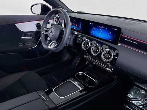 Used 2026 Mercedes-Benz CLA 35 AMG 4MATIC image 16